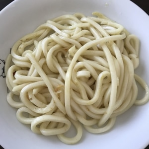 超シンプル☆ごま油香る具なし焼うどん